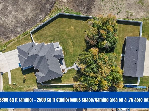 5881 31st Street S, Fargo, ND 58104