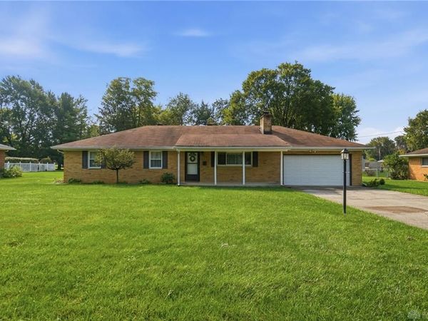 139 Miramar Drive, Enon Vlg, OH 45323