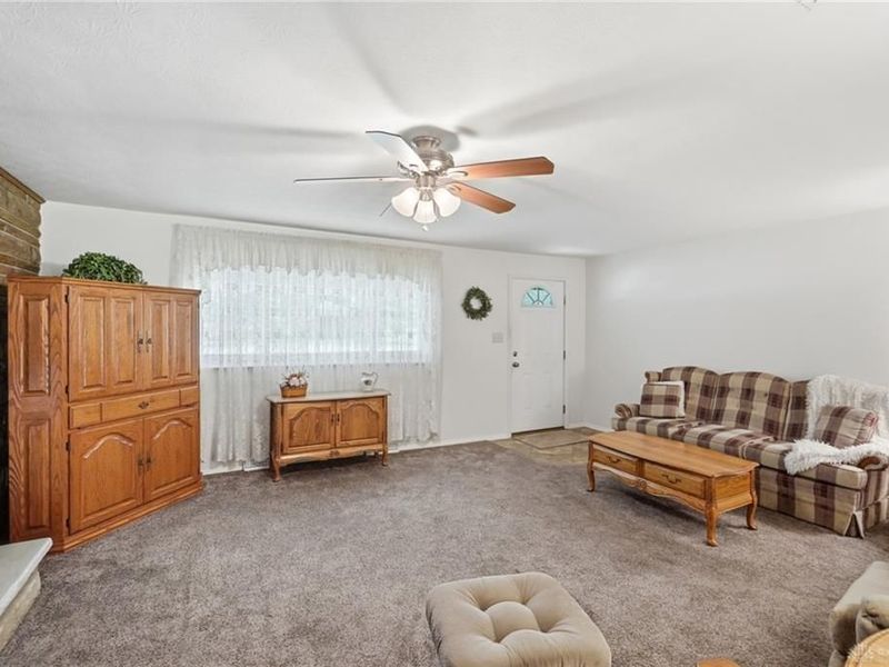 139 Miramar Drive, Enon Vlg, OH 45323 Photo 12