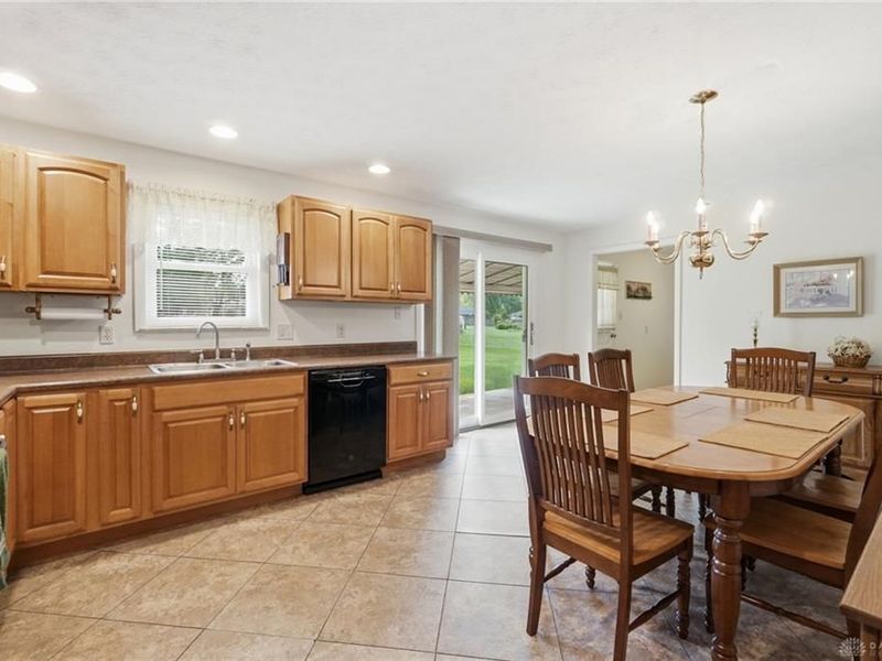 139 Miramar Drive, Enon Vlg, OH 45323 Photo 17