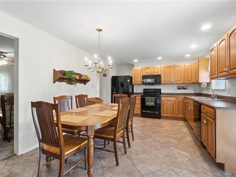 139 Miramar Drive, Enon Vlg, OH 45323 Photo 22