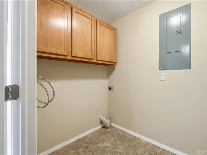 139 Miramar Drive, Enon Vlg, OH 45323 Photo 44