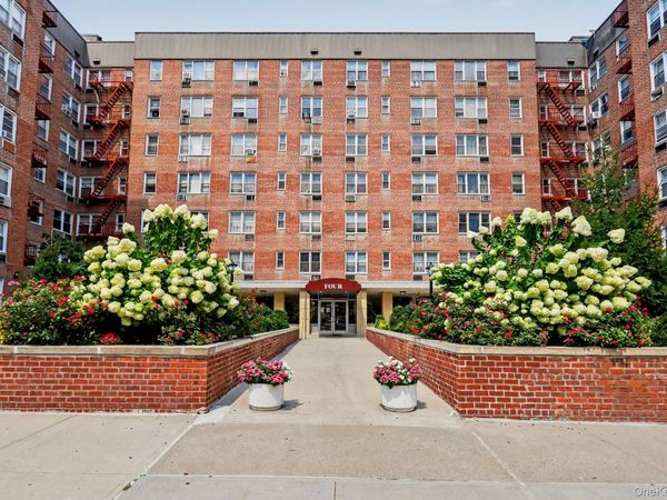 4 Sadore Lane , Unit 3B, Yonkers, NY 10710