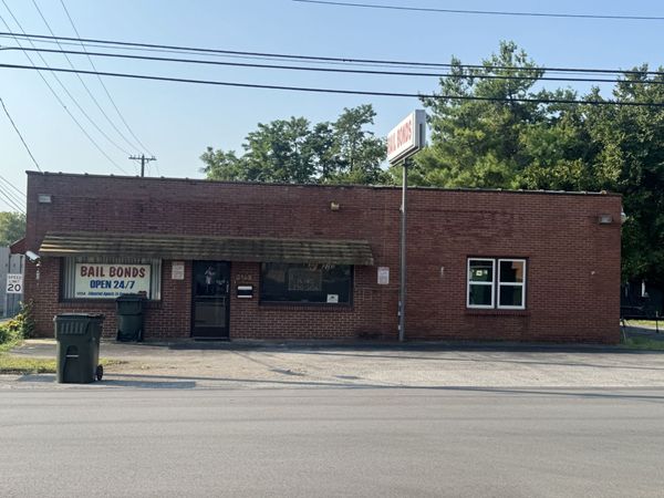175 W Smith St , Gallatin, TN 37066