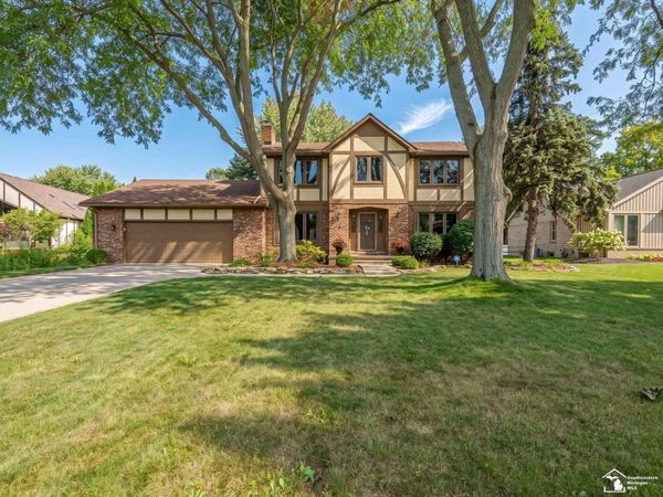 14998 Kay Drive, Monroe, MI 48161