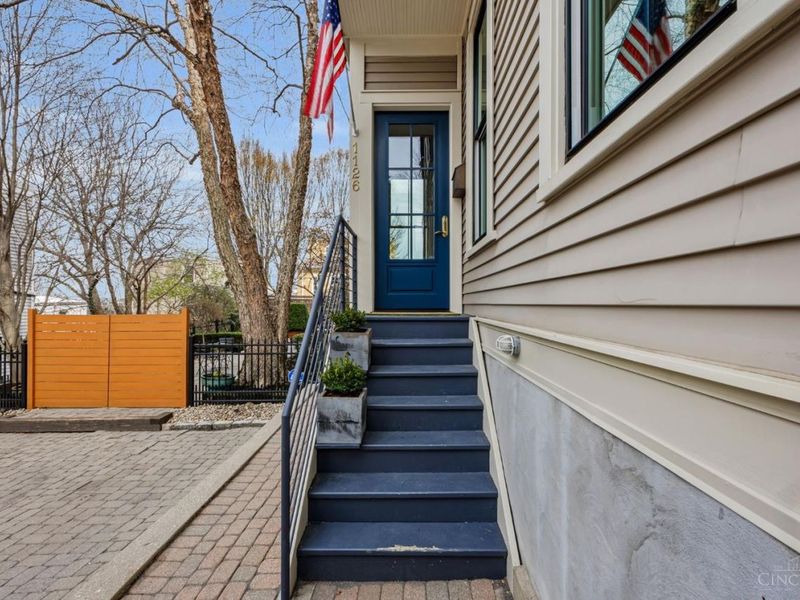 1126 Fuller Street, Cincinnati, OH 45202 Photo 3