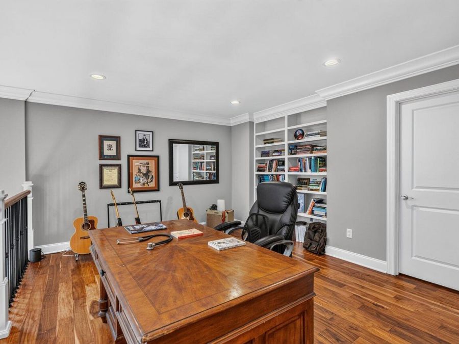 Property Image 6