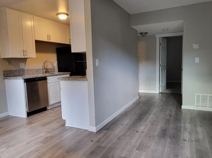 4606 Neil Road, Unit APT 197, Reno, NV 89502 Photo