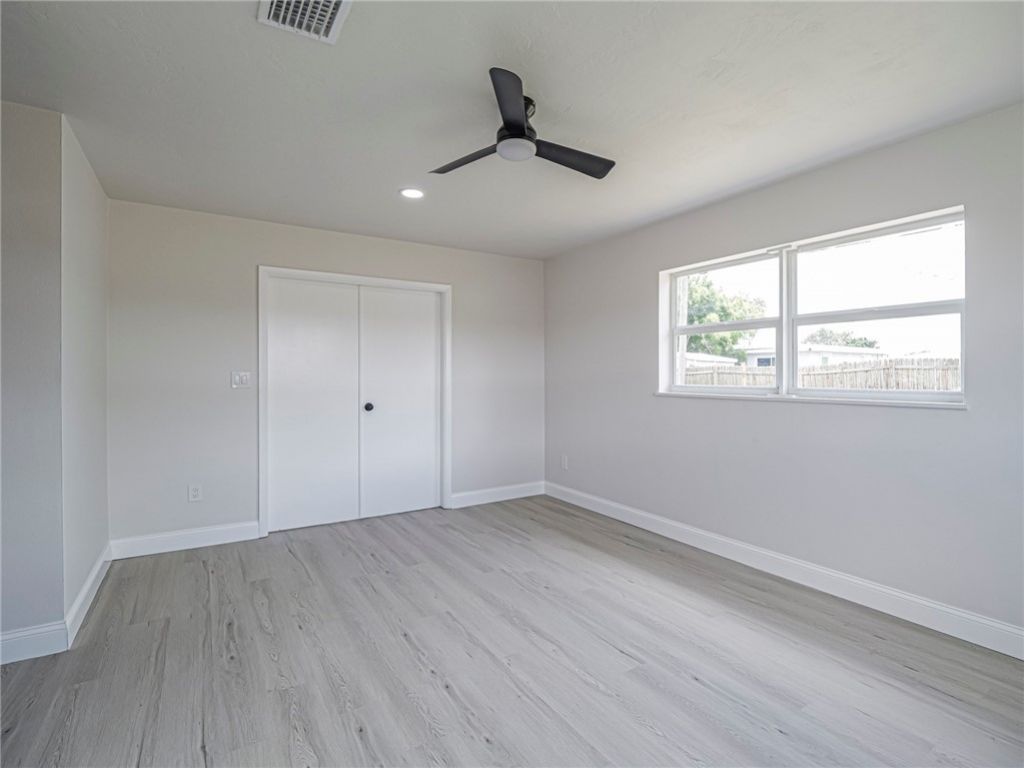 375 Manly Avenue, Sebastian, FL 32958 Photo