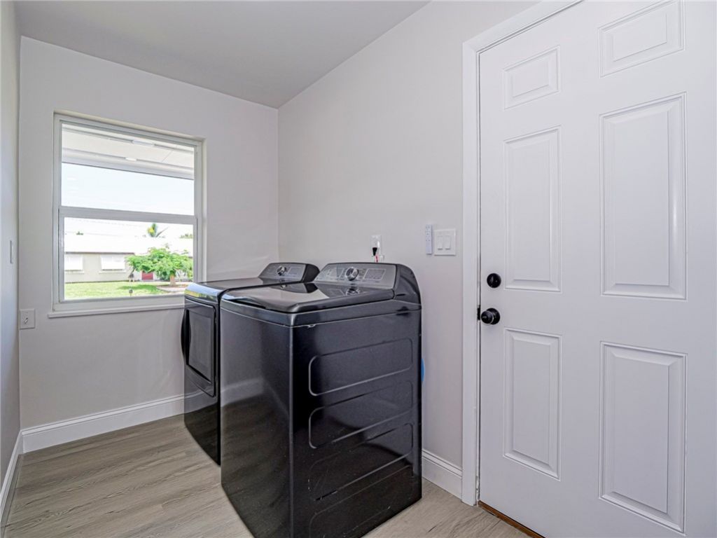 375 Manly Avenue, Sebastian, FL 32958 Photo