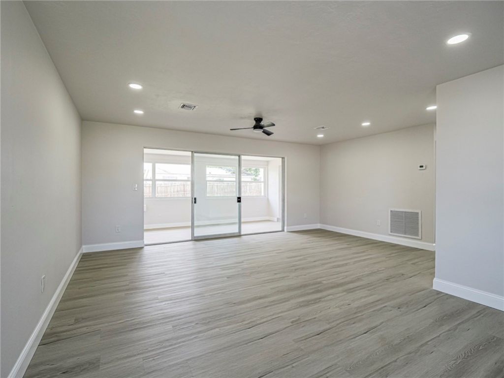 375 Manly Avenue, Sebastian, FL 32958 Photo