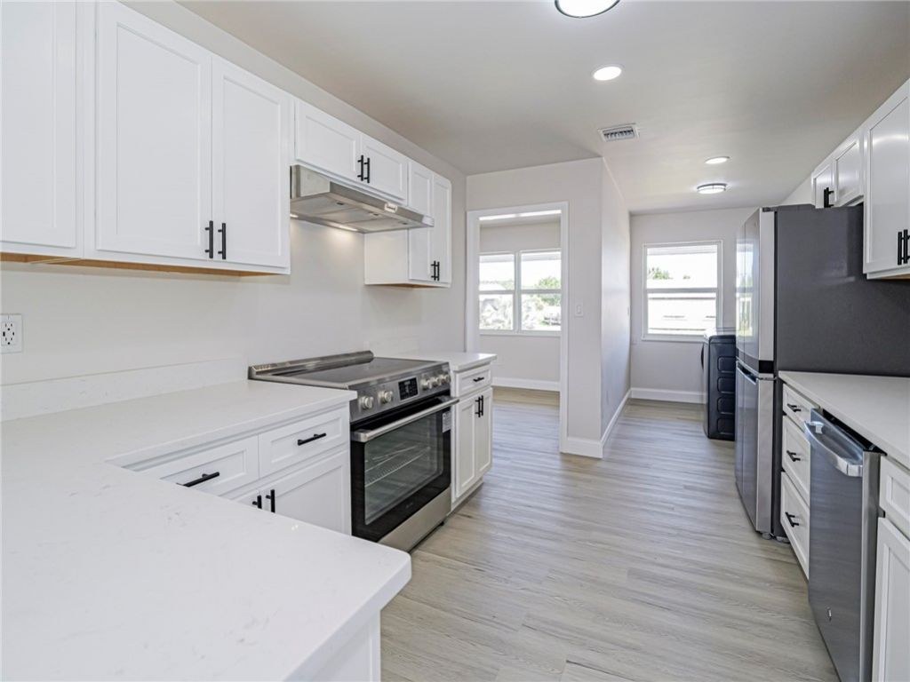 375 Manly Avenue, Sebastian, FL 32958 Photo