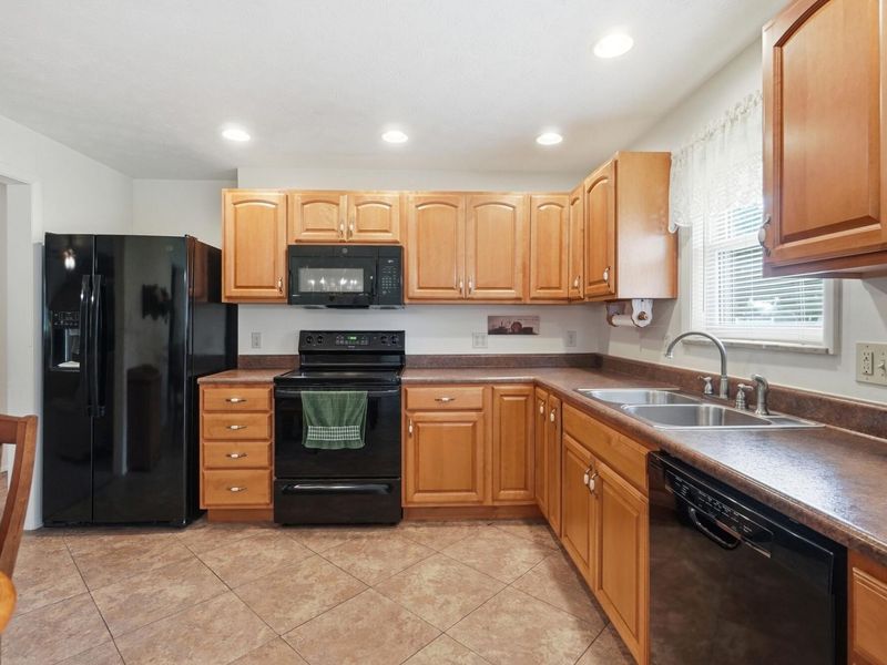 139 Miramar Drive, Enon, OH 45323 Photo 21