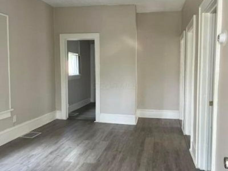1056 Olmstead Avenue , Columbus, OH 43201 Photo 2