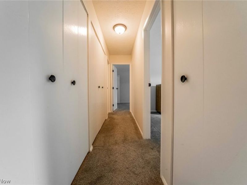 16340 Heather Lane , Middleburg Heights, OH 44130 Photo 10