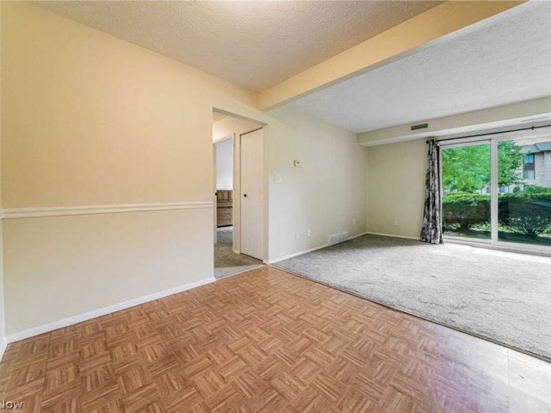 16340 Heather Lane , Middleburg Heights, OH 44130 Photo 6