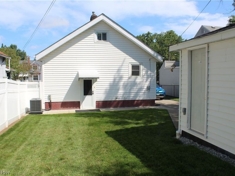 5805 Northcliff Avenue, Cleveland, OH 44144 Photo 7