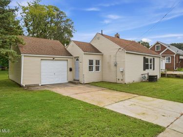 4618 Douglas Road, Toledo, OH 43613