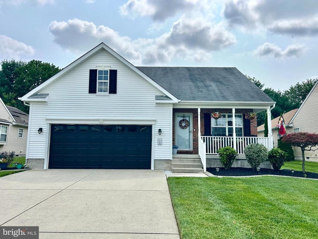 19 Silver Creek Drive, Mantua, NJ 08051 Main Photo