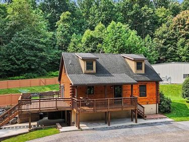 206 MCCORKEL ROAD , HERSHEY, PA 17033