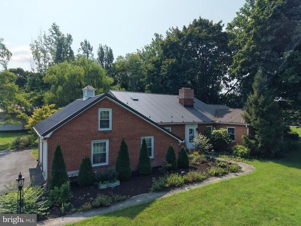 780 S ALLISON STREET, GREENCASTLE, PA 17225