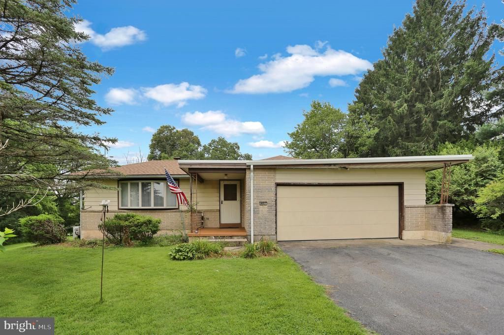 62 OHLINGER ROAD , SHOEMAKERSVILLE, PA 19555