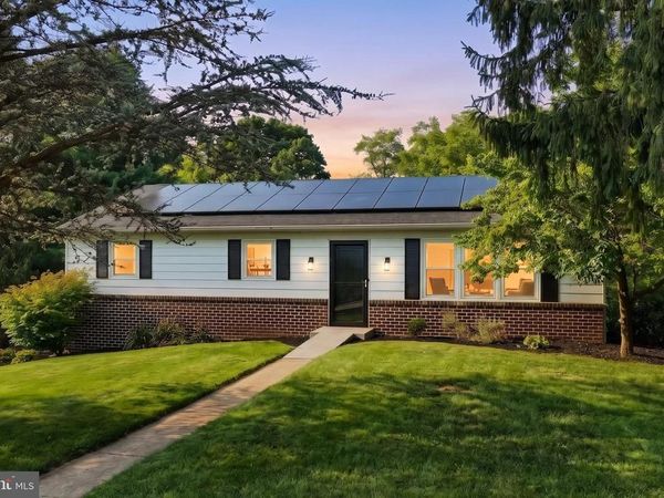 230 KIRSTA LANE , DALLASTOWN, PA 17313
