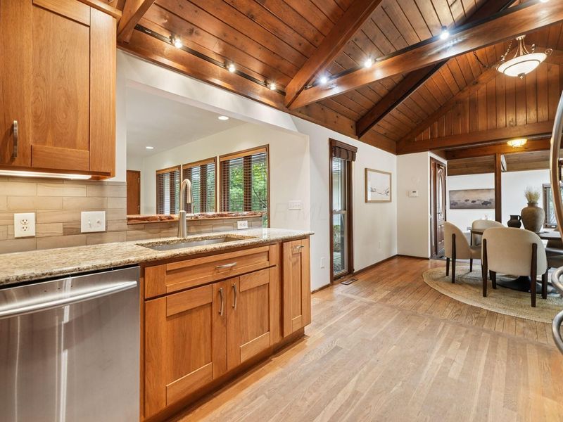 2756 Lear Road , Upper Arlington, OH 43220 Photo 20