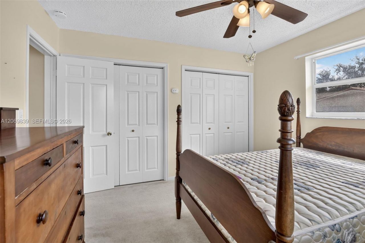 7118 E Tropical Way , Plantation, FL 33317 Photo