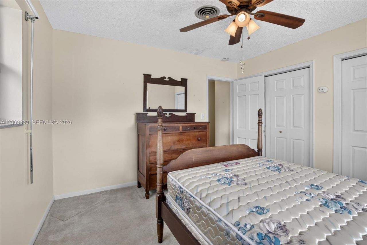 7118 E Tropical Way , Plantation, FL 33317 Photo