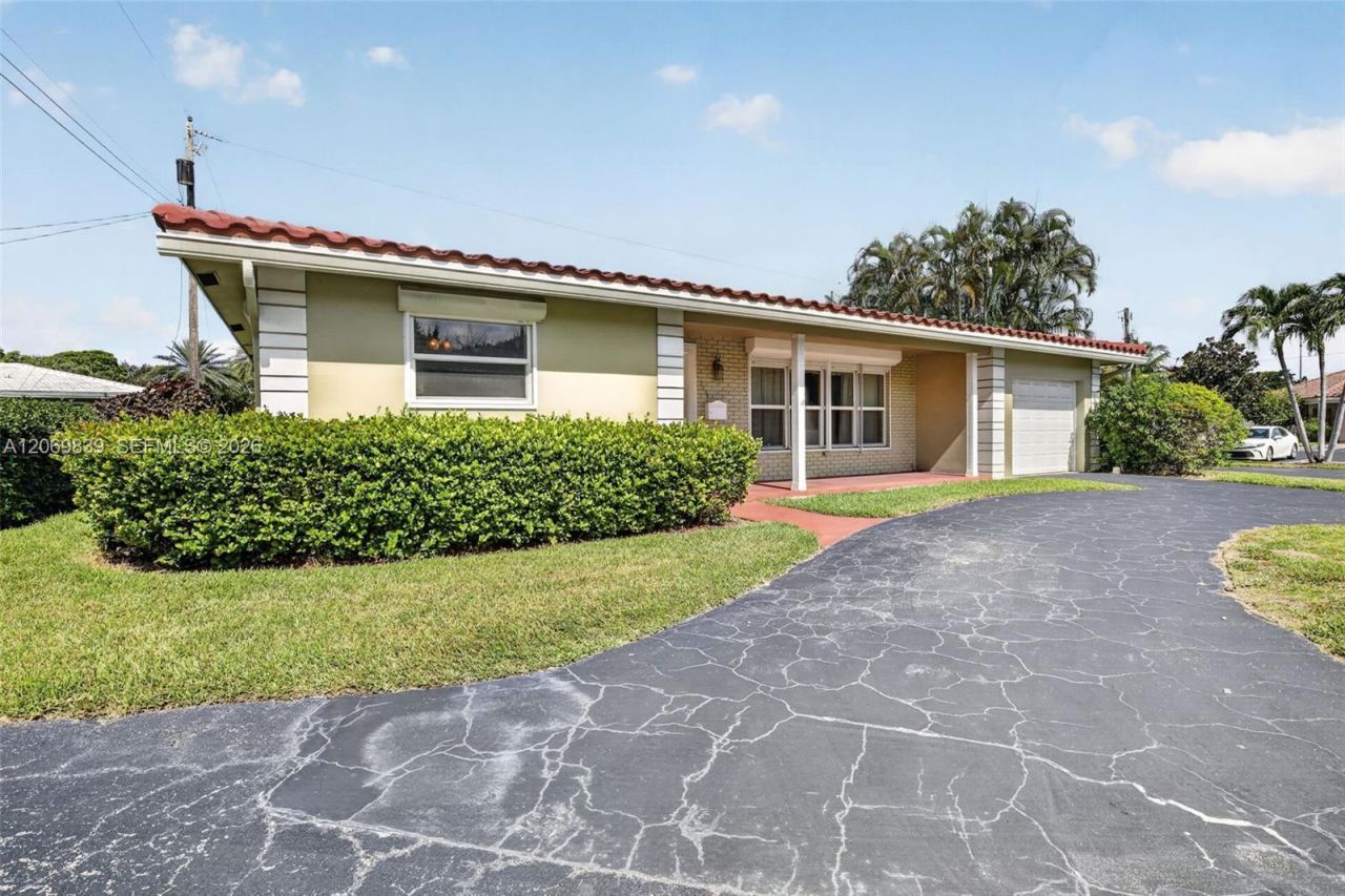 7118 E Tropical Way , Plantation, FL 33317 Photo