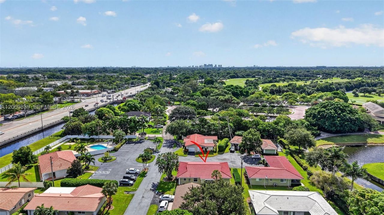 7118 E Tropical Way , Plantation, FL 33317 Photo