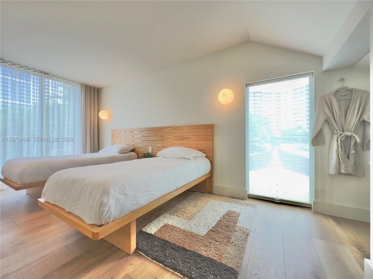 1320 Flamingo Way, Miami Beach, FL 33139 Photo