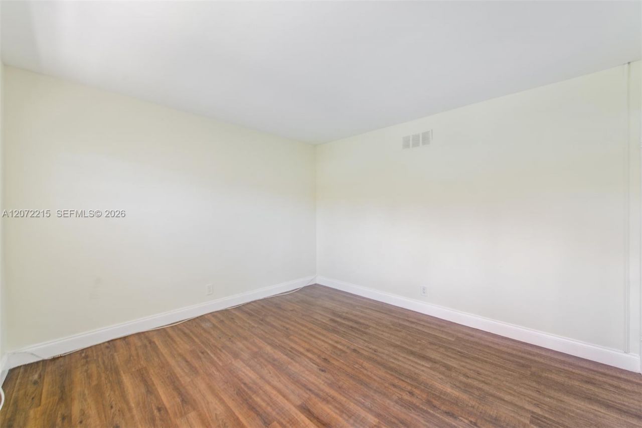 5420 NE 22nd Ter, Unit 5, Fort Lauderdale, FL 33308 Photo