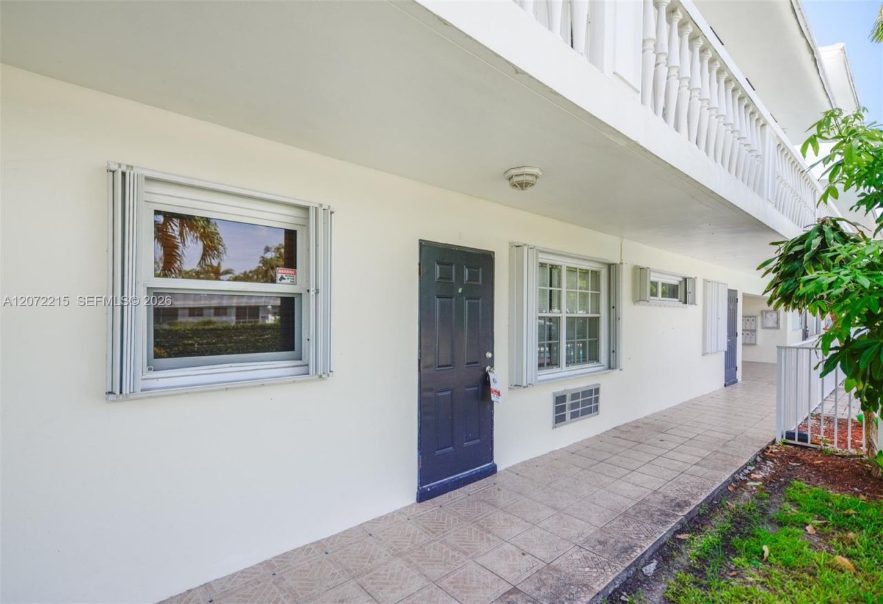 5420 NE 22nd Ter, Unit 5, Fort Lauderdale, FL 33308 Photo