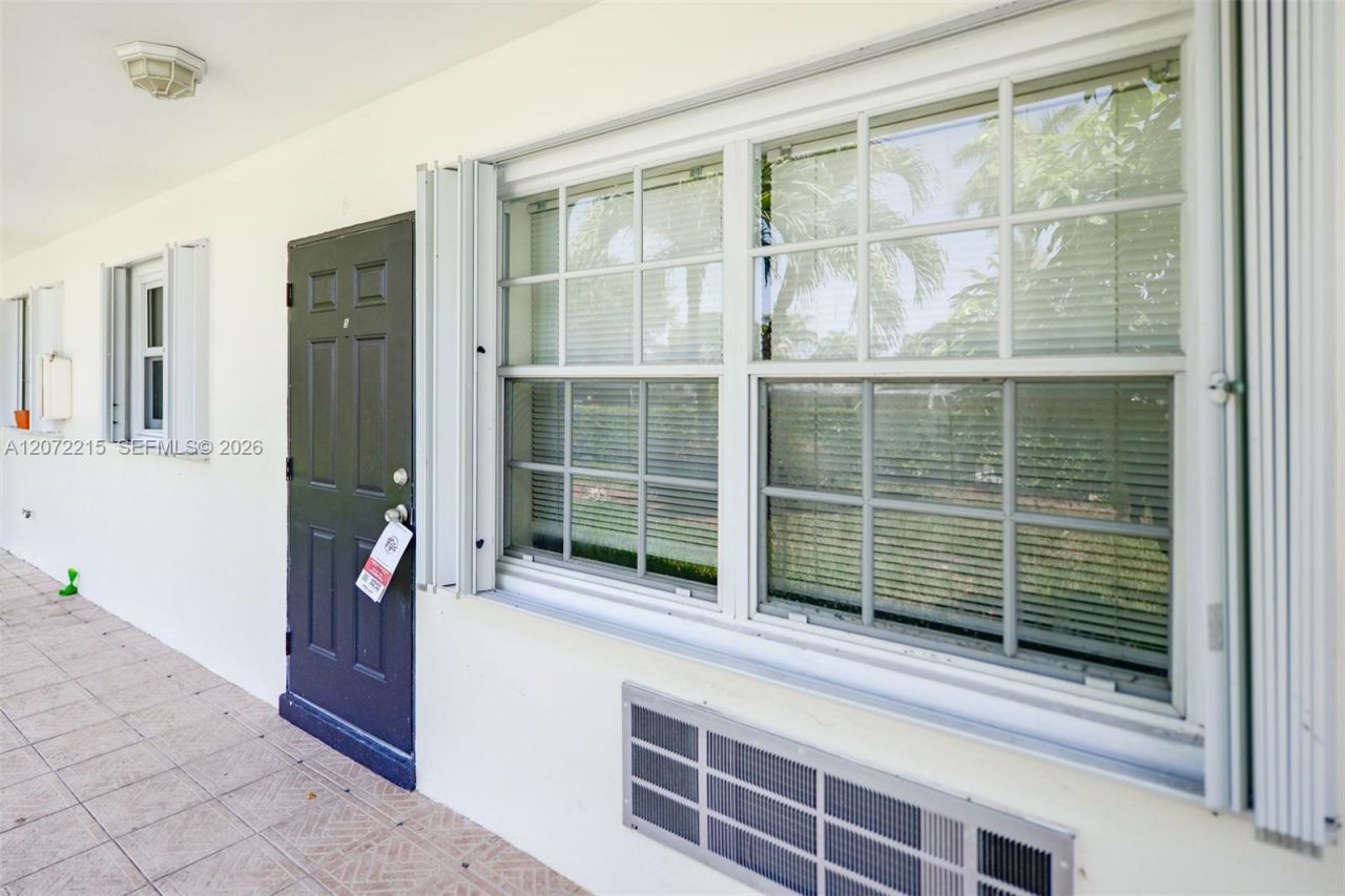 5420 NE 22nd Ter, Unit 5, Fort Lauderdale, FL 33308 Photo