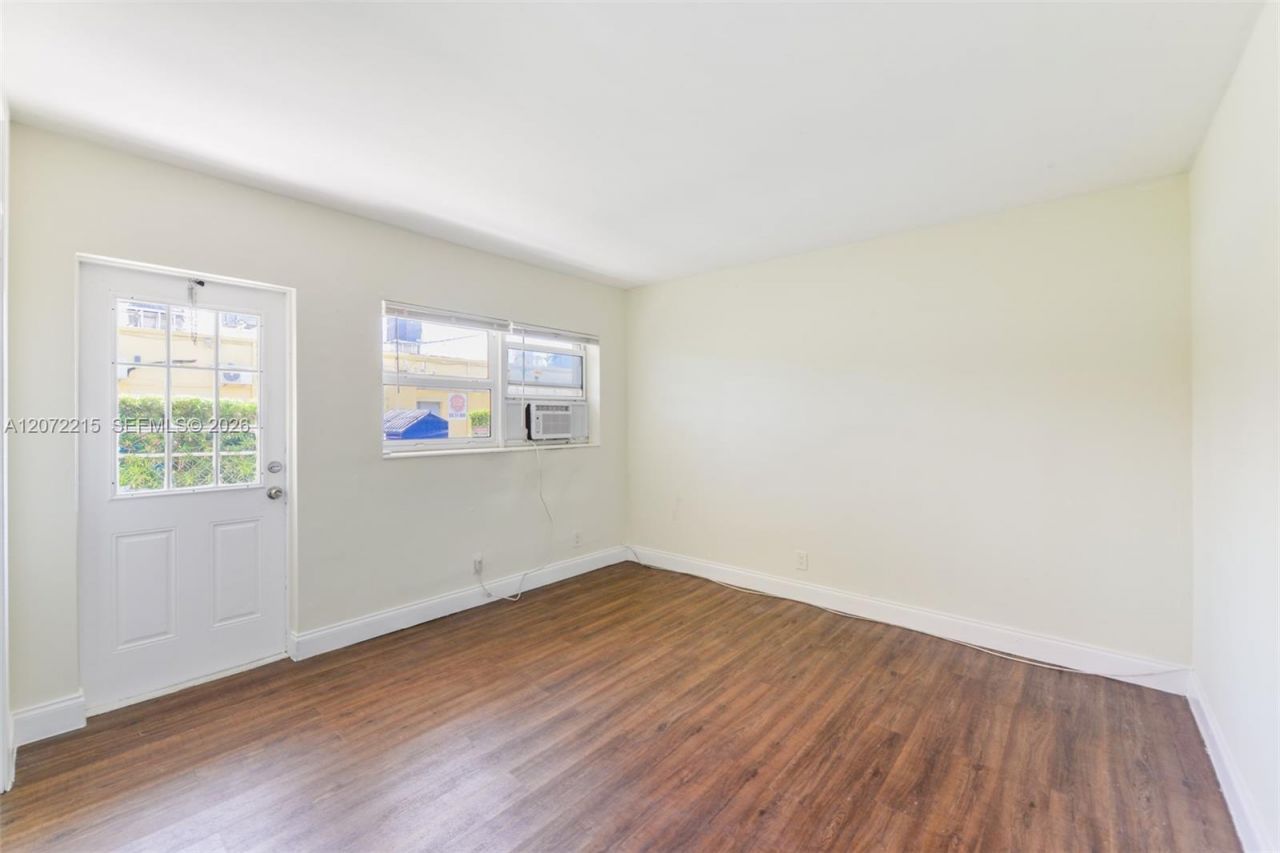 5420 NE 22nd Ter, Unit 5, Fort Lauderdale, FL 33308 Photo