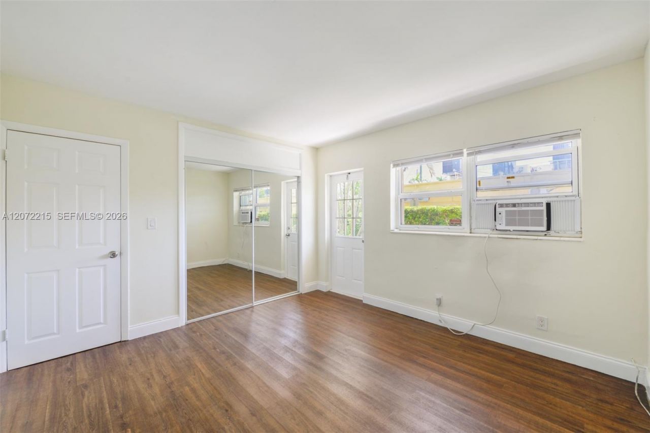 5420 NE 22nd Ter, Unit 5, Fort Lauderdale, FL 33308 Photo