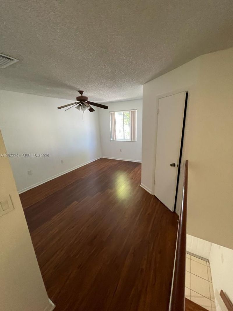 17515 NW 67th Ct, Unit E-22, Hialeah, FL 33015 Photo