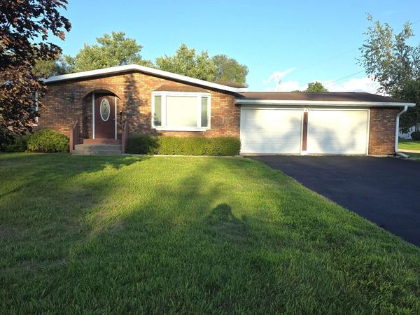 311 N Broadway Street, Lone Rock, WI 53556