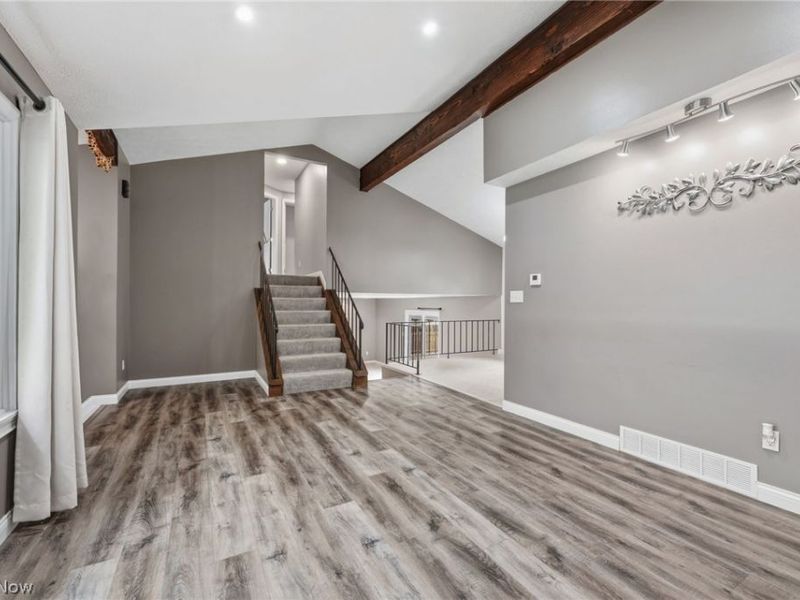 1099 Westfield Circle, Painesville, OH 44077 Photo 5