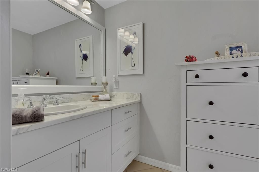 147 Round Key Cir , Unit P1, Naples, FL 34112 Photo