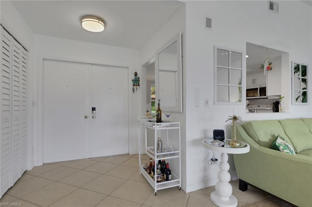 147 Round Key Cir , Unit P1, Naples, FL 34112 Photo