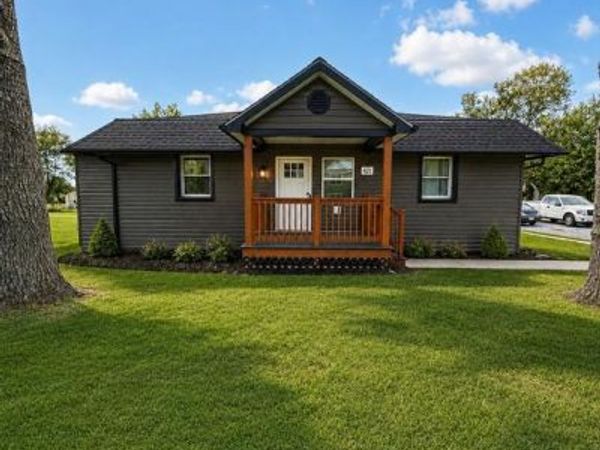 421 W SUNSET AVENUE, GREENSBORO, MD 21639