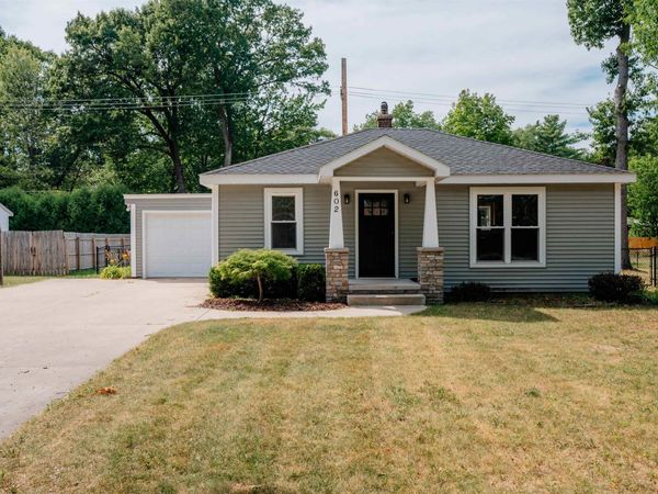 602 Cromwell Drive, Traverse City, MI 49686