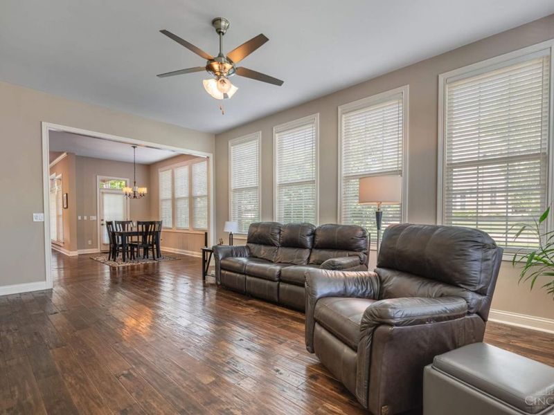8925 Kenwood Road, Blue Ash, OH 45242 Photo 14