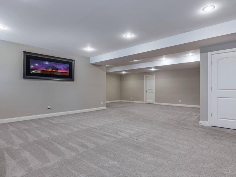 8925 Kenwood Road, Blue Ash, OH 45242 Photo 22