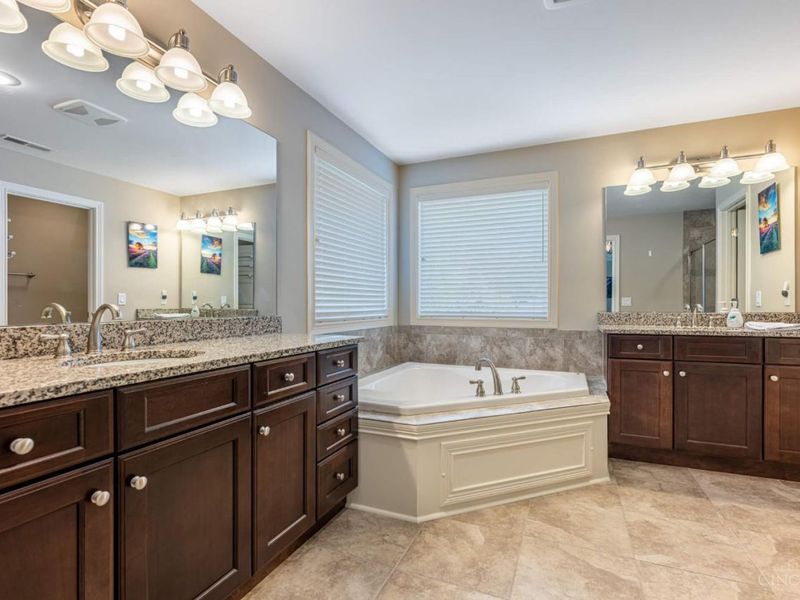 8925 Kenwood Road, Blue Ash, OH 45242 Photo 29