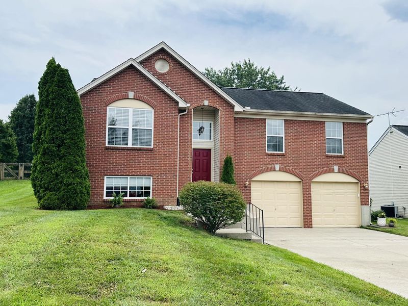 2511 Samantha Drive, Burlington, KY 41005 Photo 2