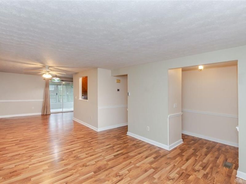 307 Flanders Avenue, Brookville, OH 45309 Photo 4